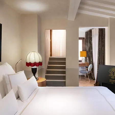 The 1564 - Small Luxury Of The World フィレンツェ