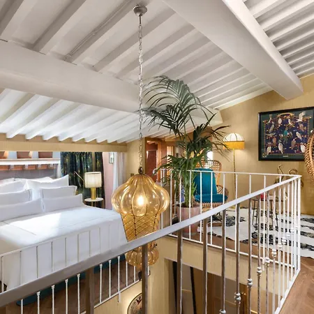 The 1564 - Small Luxury Of The World フィレンツェ