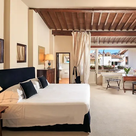 J And J Hotel Firenze