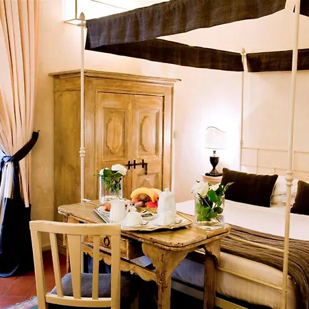 J And J Hotel Firenze